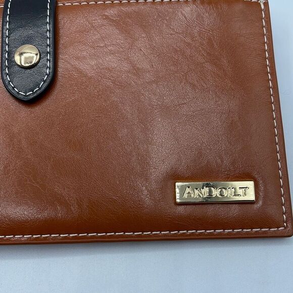 NWOT Andoilt  RFID Carmel leather two sided wallet. - Picture 2 of 10